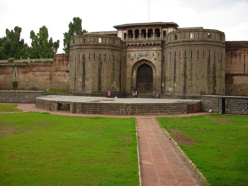 SHANIWAR WADA Pre wedding Shoot Location in Pune