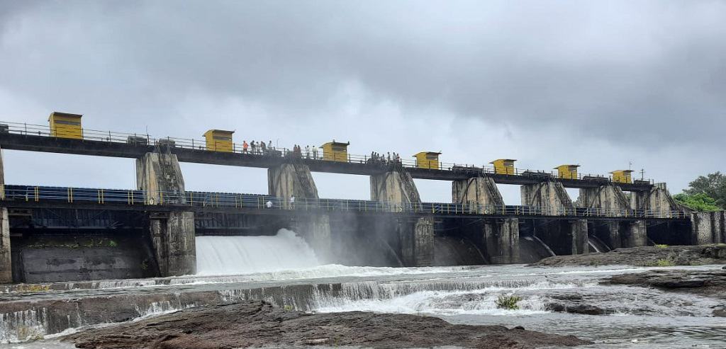 KHADAKWASLA LAKE PUNE Photoshoot location in pune