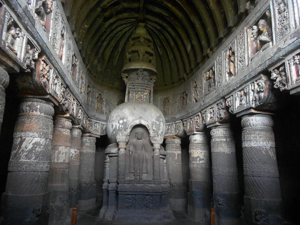 KARLA CAVES PUNE PRE WEDDING