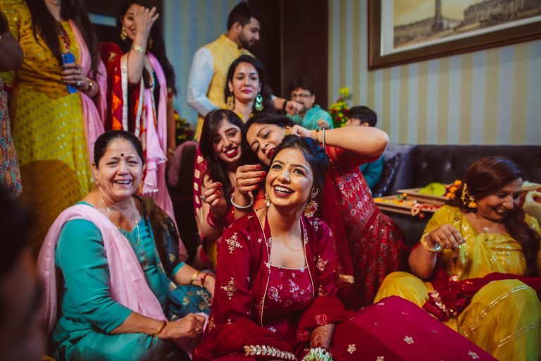 Indian Wedding pose ideas | indian wedding, indian wedding